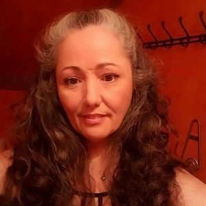 Meet your Posher, Virginia